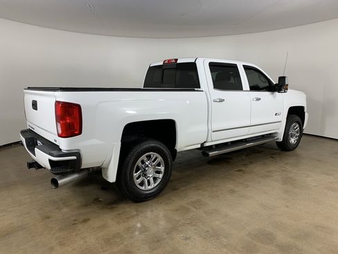 Used 2019 Chevrolet Silverado 3500 LTZ w/ Duramax Plus Package image 8