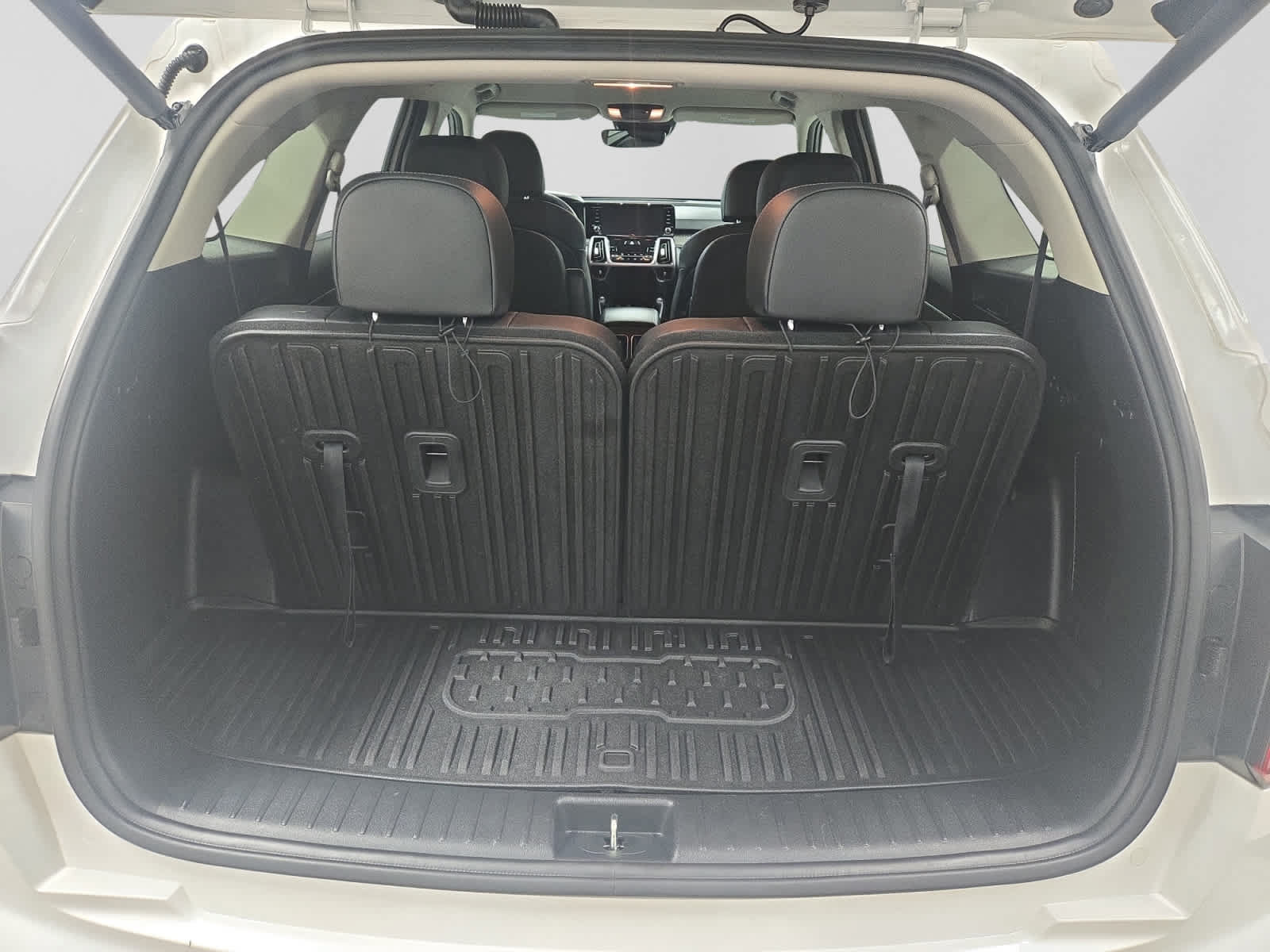Used 2023 Kia Sorento EX AWD/4WD image 4
