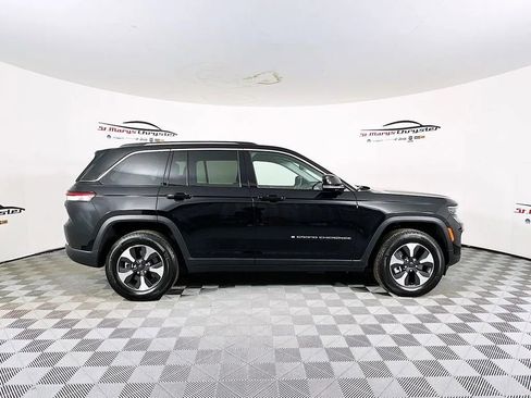 Used 2023 Jeep Grand Cherokee 4WD 4xe image 9