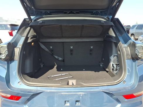 Used 2024 Buick Encore GX Avenir w/ Avenir Convenience Package FWD image 8
