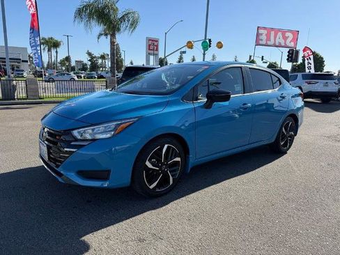 Certified 2025 Nissan Versa SR w/ Trunk Package FWD image 3