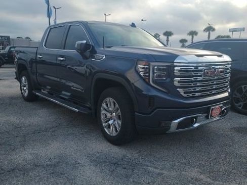 Used 2022 GMC Sierra 1500 Denali w/ Technology Package image 3