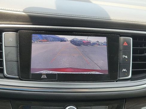 Used 2023 Buick Enclave Essence w/ Experience Buick Package FWD image 15