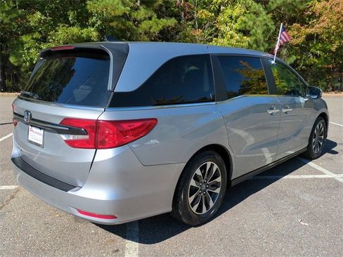 Used 2024 Honda Odyssey EX-L image 4
