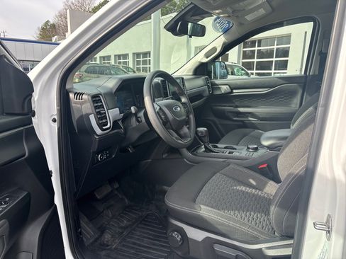 Used 2024 Ford Ranger XL image 13