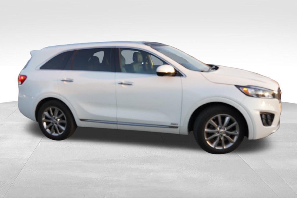 Used 2017 Kia Sorento SX AWD/4WD image 2