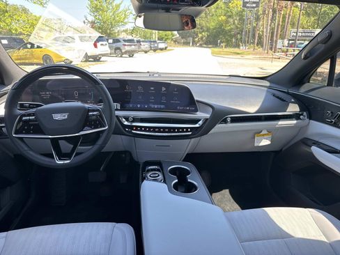 New 2026 Cadillac Lyriq Sport RWD image 15