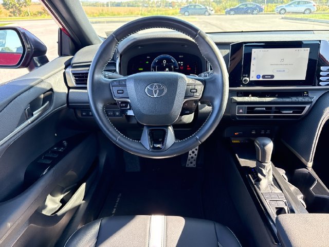 Certified 2025 Toyota Camry SE FWD image 20