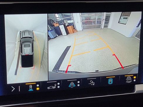 Certified 2023 Chevrolet Silverado 1500 LTZ w/ Z71 Off-Road Package AWD/4WD image 12