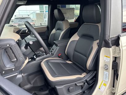 New 2025 Ford Bronco Big Bend w/ Black Diamond Package