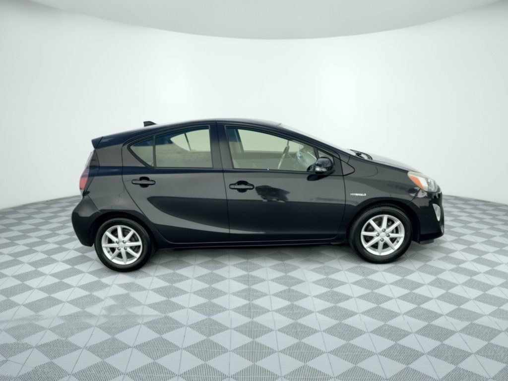 Used 2016 Toyota Prius C Four FWD image 8