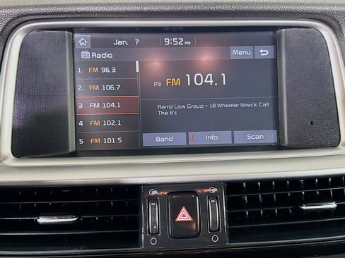 Used 2019 Kia Optima LX w/ LX 17" Wheel Package image 17