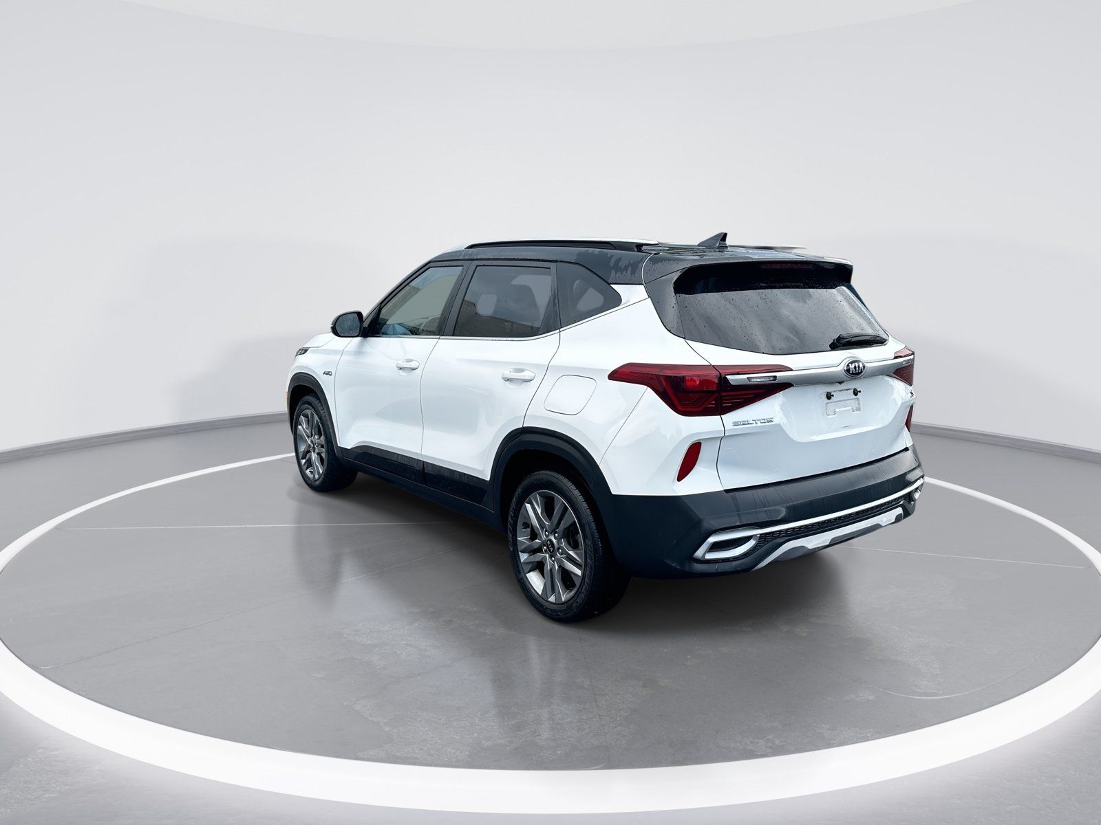 Used 2021 Kia Seltos S AWD/4WD image 7