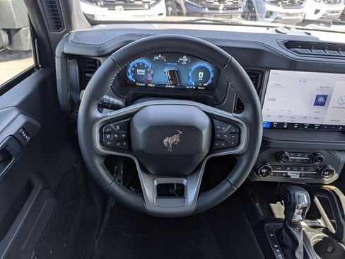 New 2025 Ford Bronco Badlands image 25