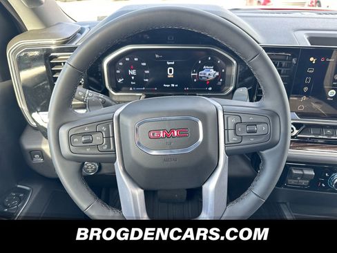 New 2026 GMC Sierra 1500 Elevation image 7