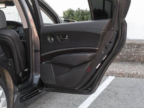 Used 2014 Acura RLX w/ Technology Package image 39