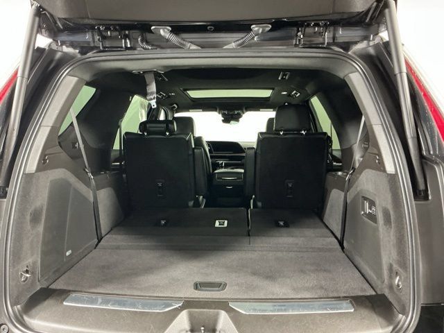 Used 2021 Cadillac Escalade Premium Luxury w/ Heavy-Duty Trailer Package AWD/4WD image 31