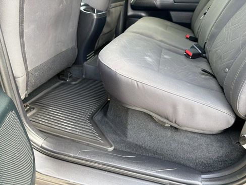 Used 2017 Toyota Tacoma TRD Off-Road w/ Tow Package (A/T) image 20