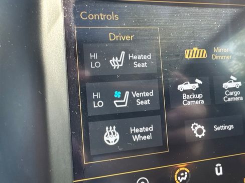 Used 2018 RAM 2500 Laramie w/ Snow Chief Group AWD/4WD image 23