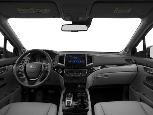 Used 2016 Honda Pilot Touring image 5