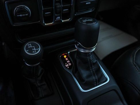 New 2026 Jeep Wrangler Unlimited Sahara AWD/4WD image 20