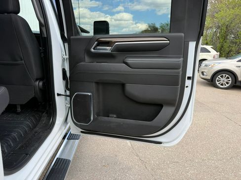Used 2024 Chevrolet Silverado 2500 LT w/ Convenience Package AWD/4WD image 10