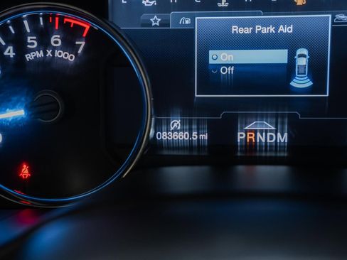 Used 2018 Ford F150 Platinum w/ Equipment Group 701A Luxury image 53