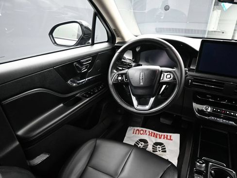 Used 2023 Lincoln Corsair FWD image 14