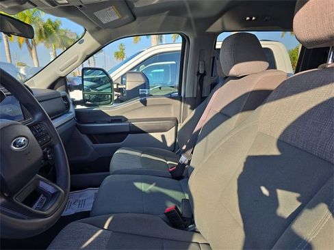 Used 2025 Ford F250 XLT image 18