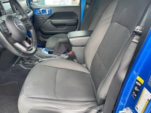 Used 2021 Jeep Gladiator Sport AWD/4WD image 4