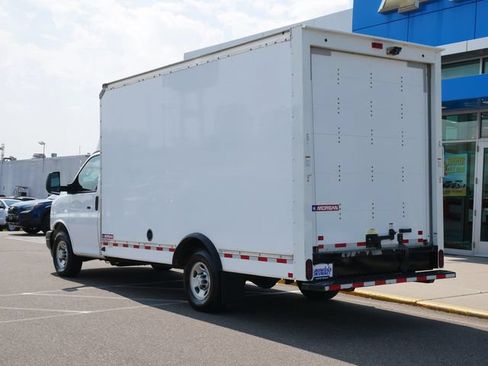 Used 2023 Chevrolet Express 3500 w/ Power Convenience Package RWD image 5