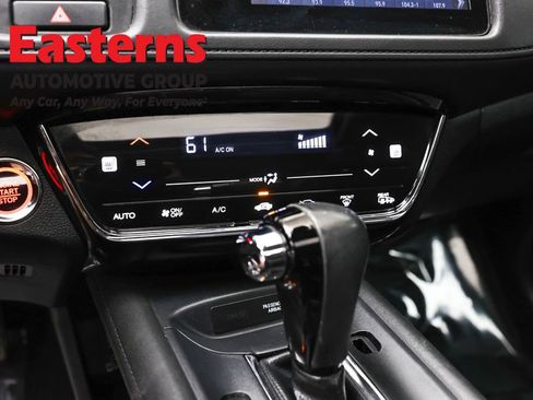 Used 2019 Honda HR-V EX-L image 19