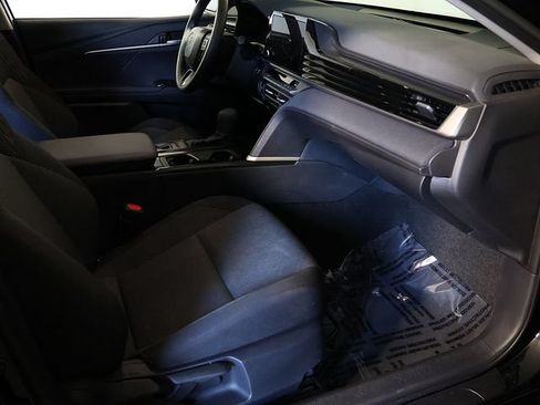 Used 2026 Toyota Camry LE FWD image 31