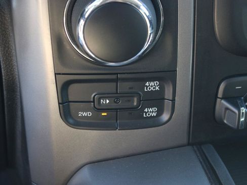 Used 2023 RAM 1500 Classic SLT w/ Trailer & Traction Group AWD/4WD image 27
