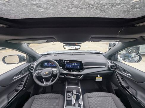 New 2026 Chevrolet Equinox LT image 17