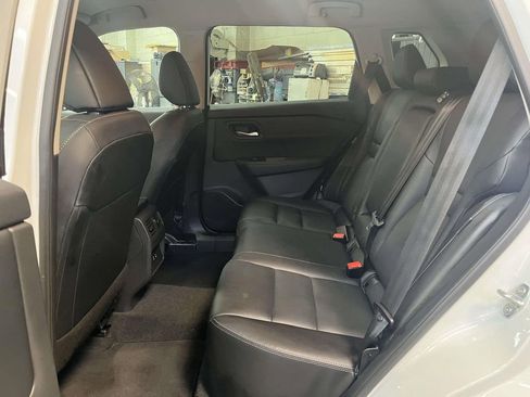 Used 2026 Nissan Rogue SL image 13