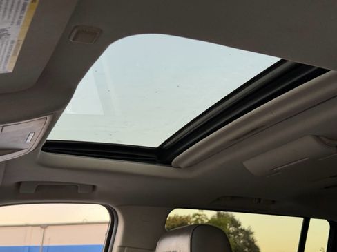 Used 2015 GMC Yukon XL Denali w/ Open Road Package image 32