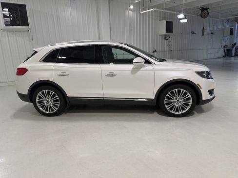 Used 2018 Lincoln MKX Reserve w/ Lincoln MKX Climate Package FWD image 6
