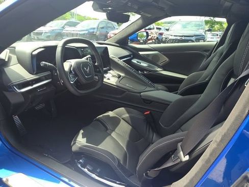 Used 2023 Chevrolet Corvette Stingray Premium Cpe RWD image 17