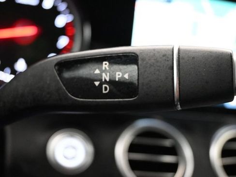 Used 2019 Mercedes-Benz E 300 4MATIC image 24