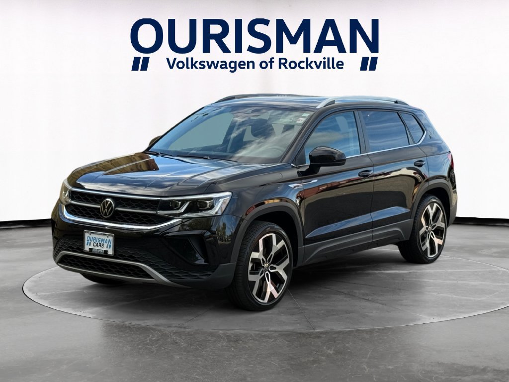 Used 2022 Volkswagen Taos SEL w/ Panoramic Sunroof Package AWD/4WD image 2