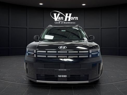 Used 2025 Hyundai Santa Fe SEL AWD/4WD image 2