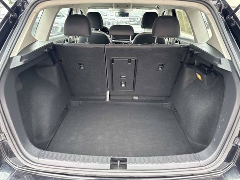 Used 2022 Volkswagen Taos S FWD image 5