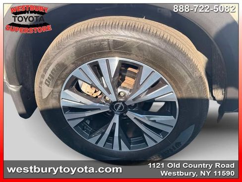 Used 2023 Nissan Rogue SV w/ SV Premium Package AWD/4WD image 12