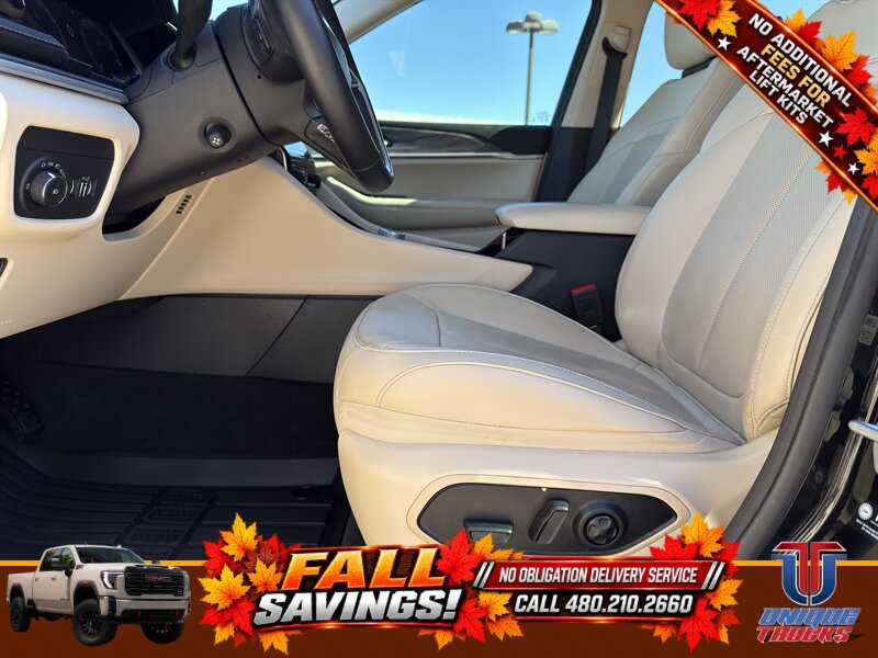 Used 2022 Jeep Grand Cherokee L Limited w/ Luxury Tech Group II AWD/4WD image 17