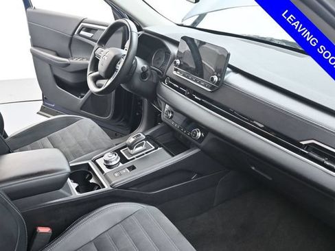 Used 2024 Mitsubishi Outlander SE FWD image 27
