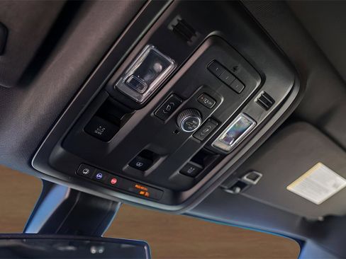 Used 2021 Chevrolet Tahoe LT w/ LT Signature Package image 20