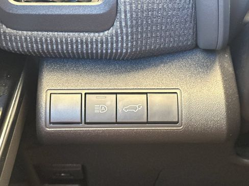 Certified 2023 Toyota bZ4X FWD image 33