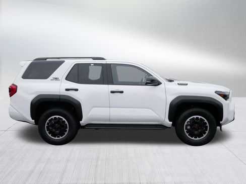 Certified 2025 Toyota 4Runner TRD Off-Road image 8