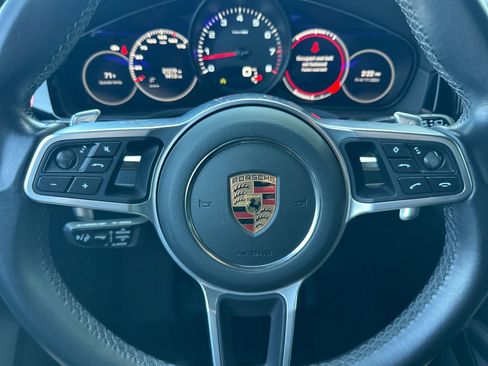 Certified 2023 Porsche Cayenne Platinum Edition AWD/4WD image 23